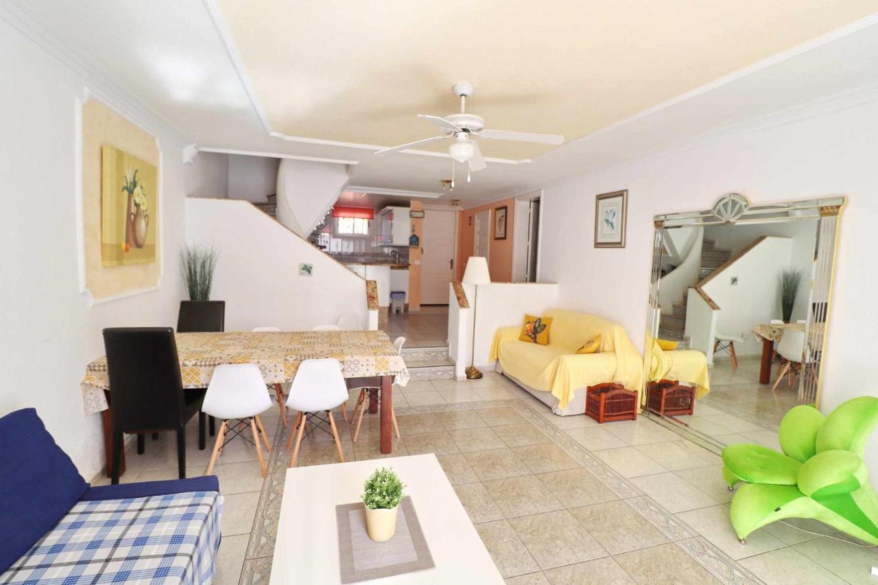Parque Santiago2 Villa1 By Tenerife Rental & Sales ปลายาเดลาสอเมริกาส ภายนอก รูปภาพ