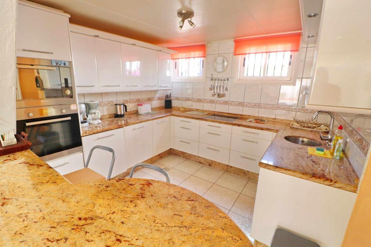 Parque Santiago2 Villa1 By Tenerife Rental & Sales ปลายาเดลาสอเมริกาส ภายนอก รูปภาพ